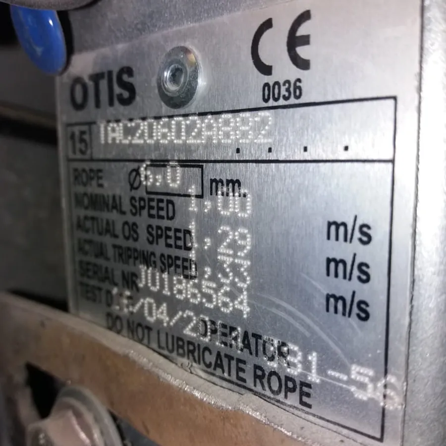 Ограничитель скорости TAC20602A882 Otis (правый)